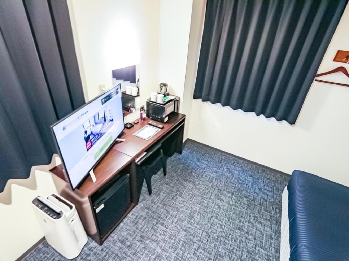 Hotel Livemax Budget Fuji Ekimae